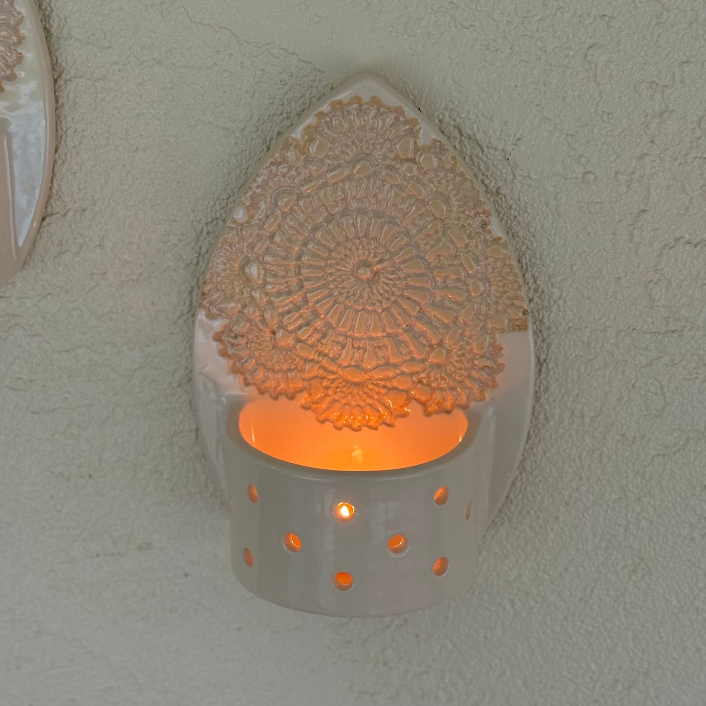 Lace Pattern Candle Holder