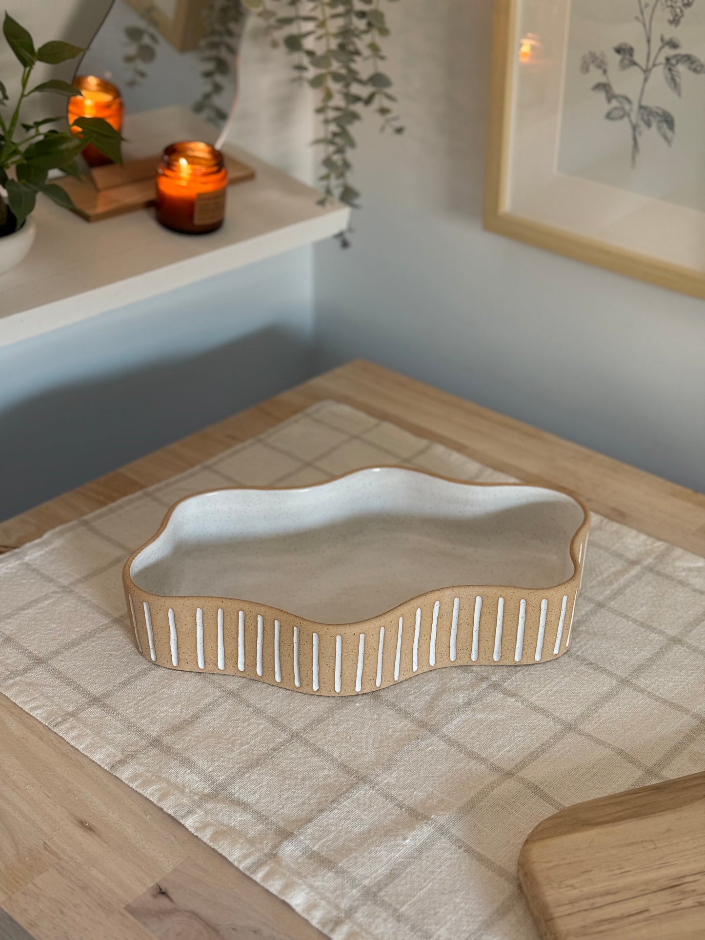 Striora Wavy Fruit Bowl