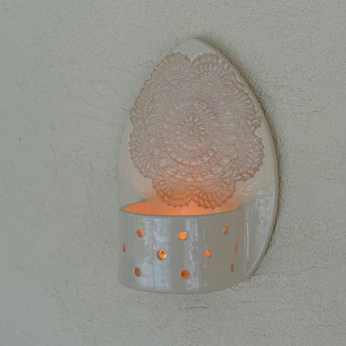 Lace Pattern Candle Holder