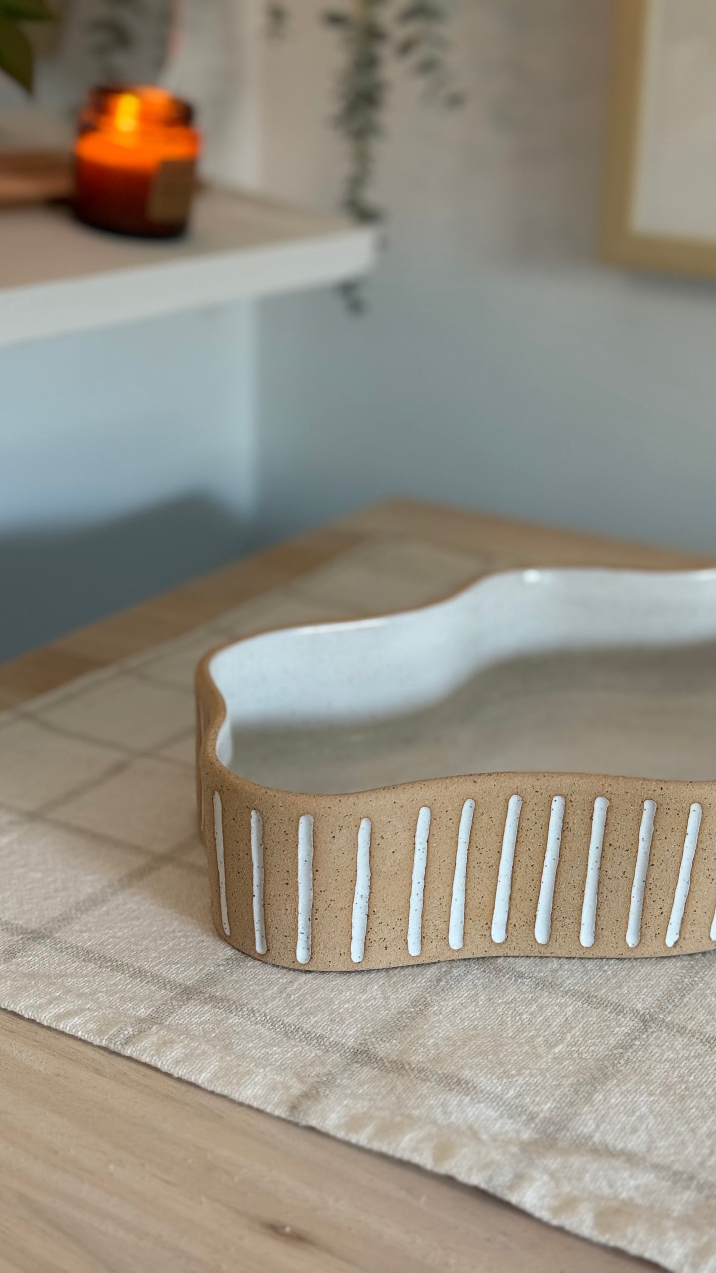 Striora Wavy Fruit Bowl