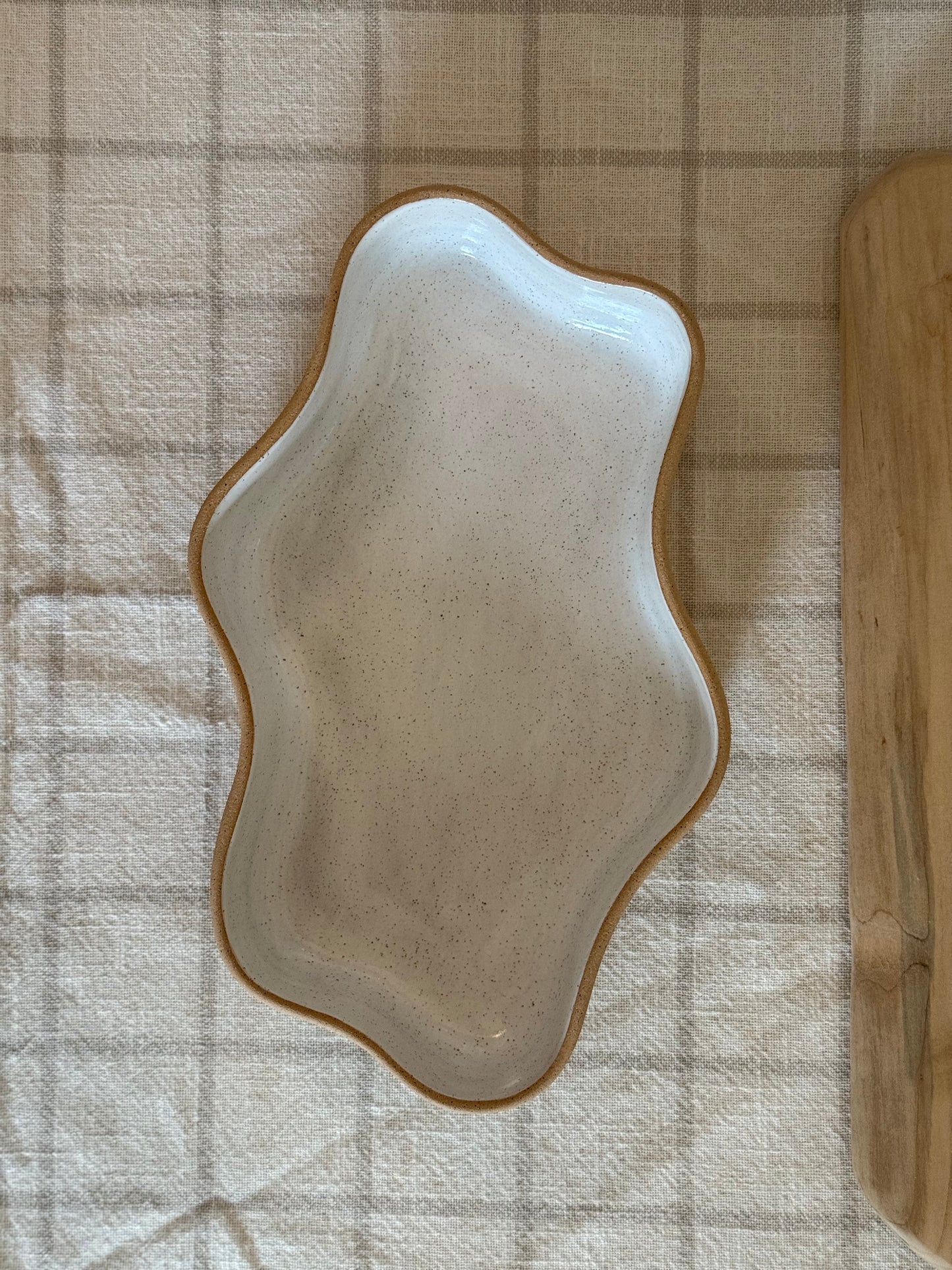 Striora Wavy Fruit Bowl