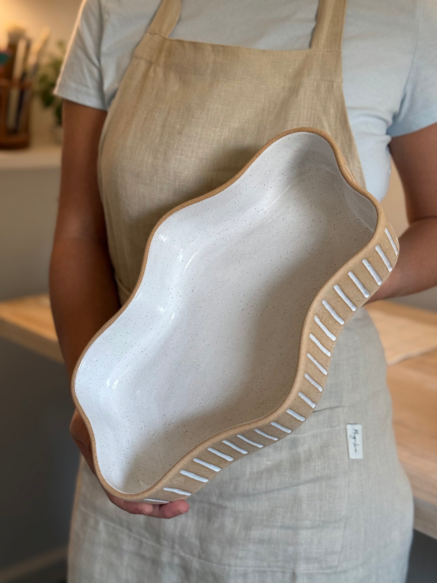 Striora Wavy Fruit Bowl