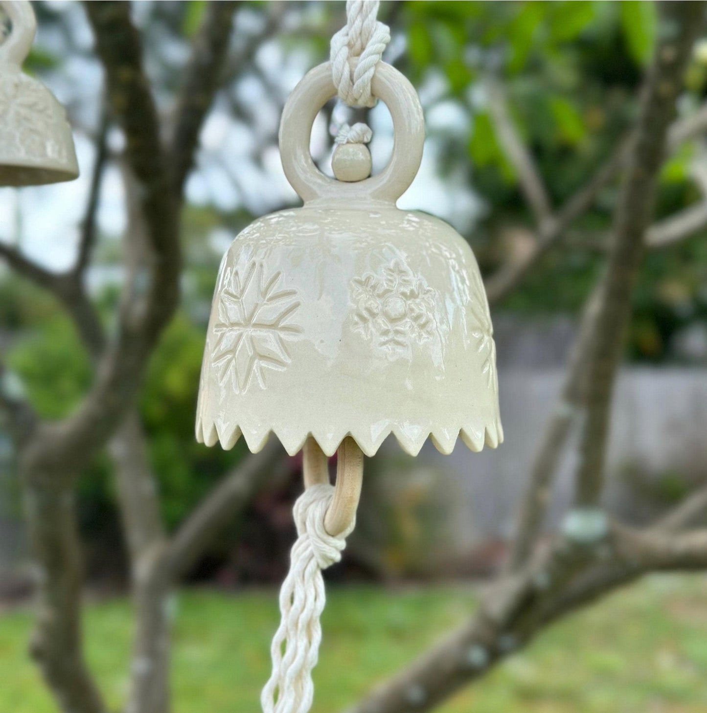 Snowflakes Bell