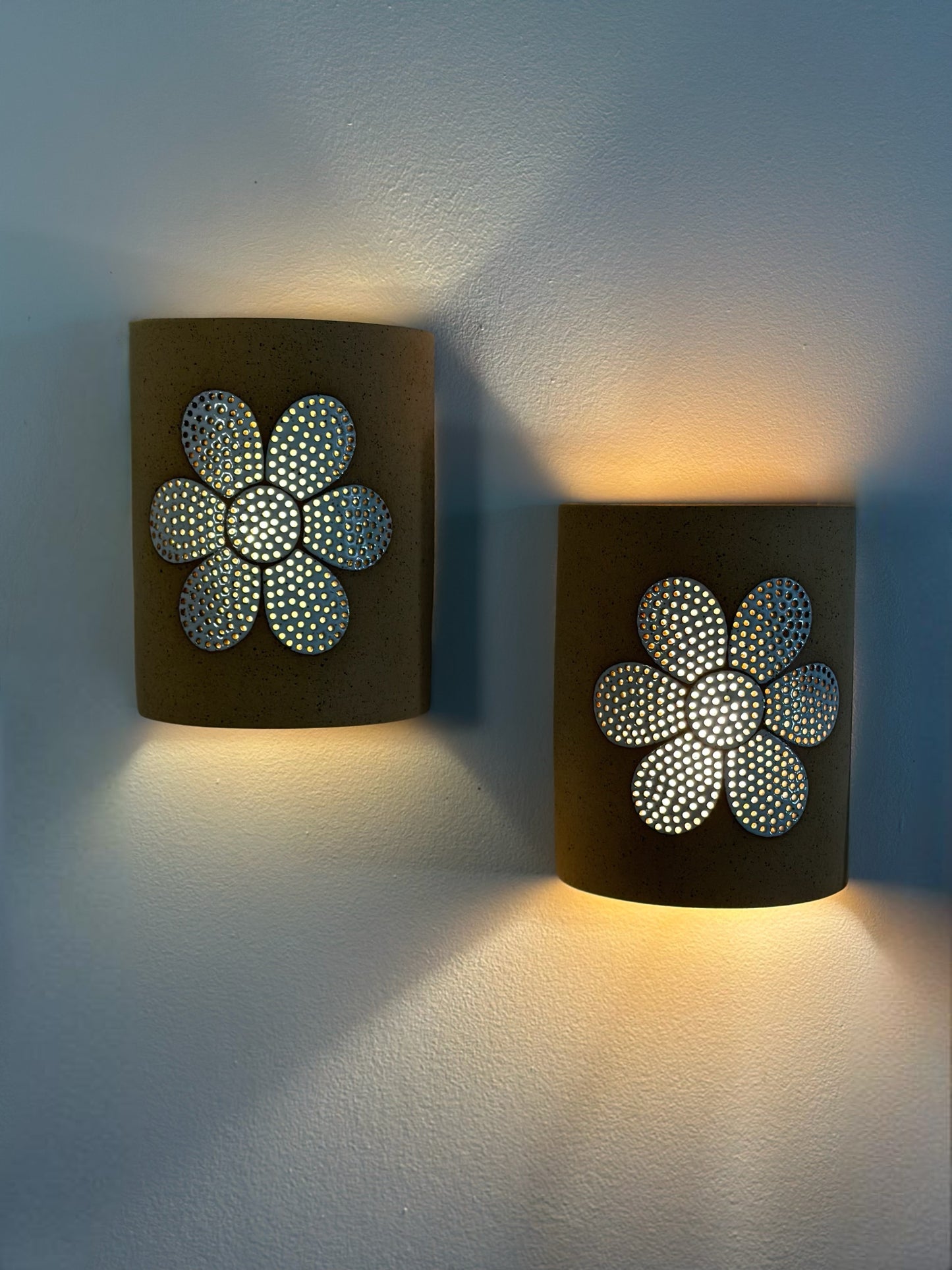 Flora Sconce