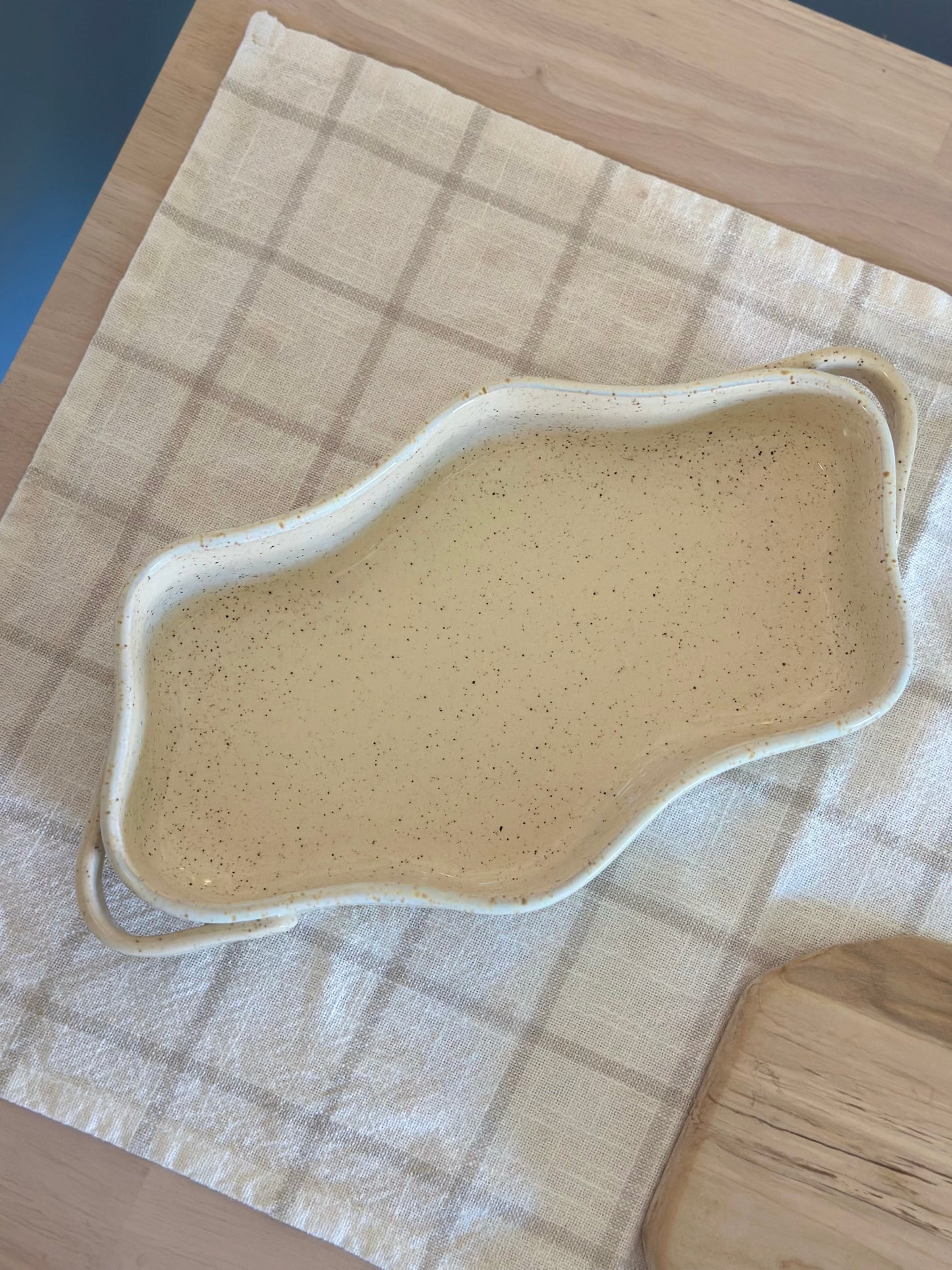 Speckled Wavy Baking Dish