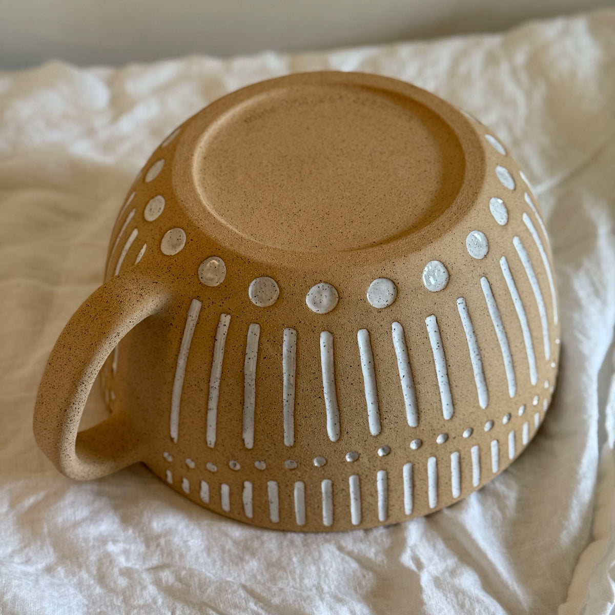 Ceramic Mixing Bowl with Spout — photo 3