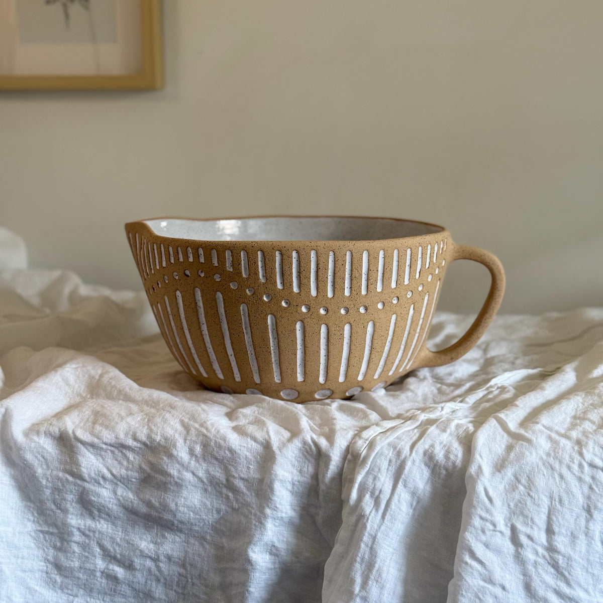 Ceramic Mixing Bowl with Spout — photo 6