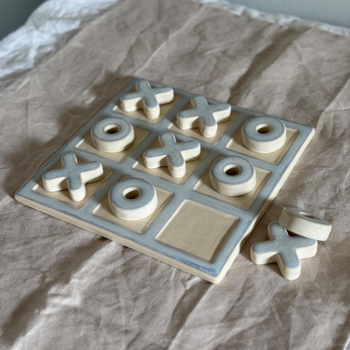 X’s and O’s Ceramic Game Set